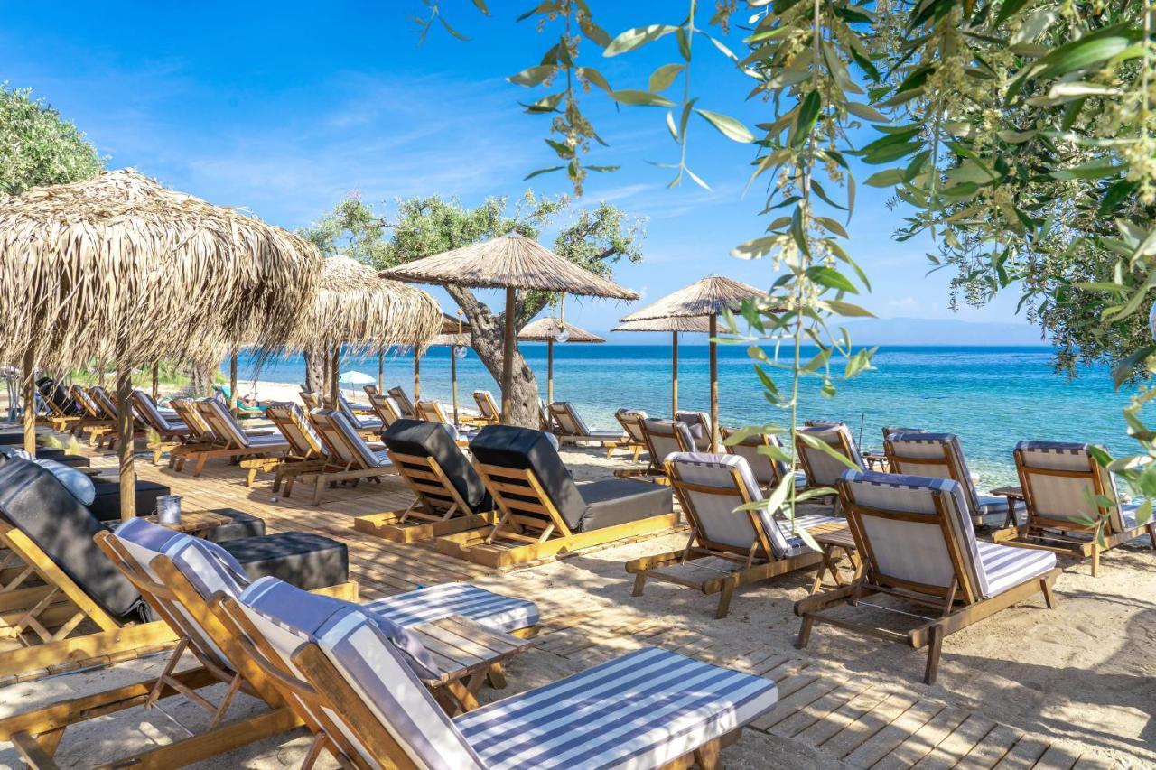 By The Sea Luxury Suites Liménasz Kültér fotó
